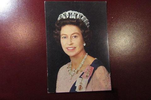 OLD POST CARD - H.M. THE QUEEN - CARD NO.1 - AS PER SCAN