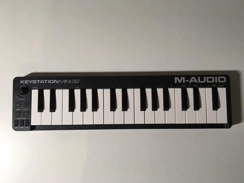 M-AUDIO Keystation mini 32 MKII midi controller