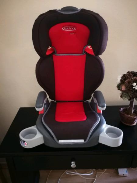 December holidays! NEED A BOOSTER SEAT in Excellent condition!
