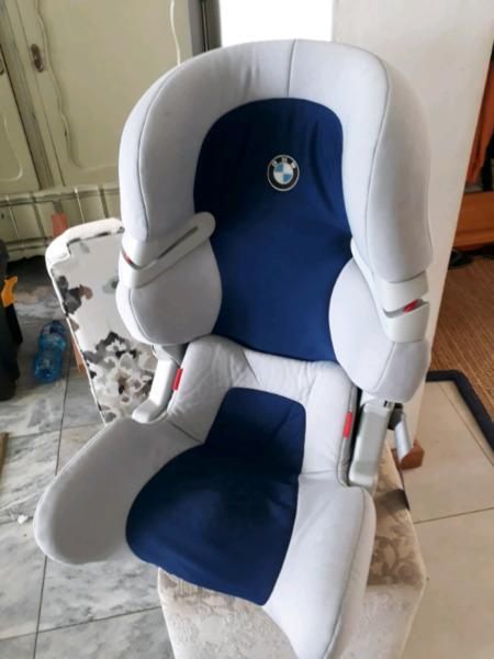 BMW ISOFIX BOOSTER SEAT