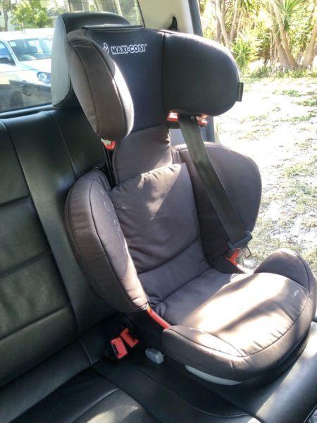 Maxi Cosi isofix car seat
