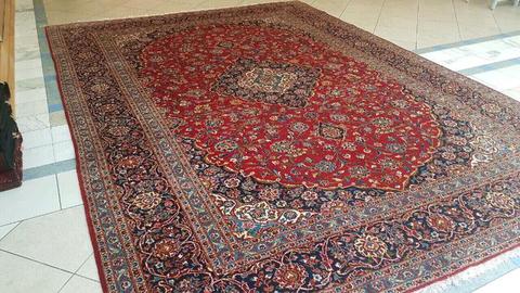 Persian carpet kashan