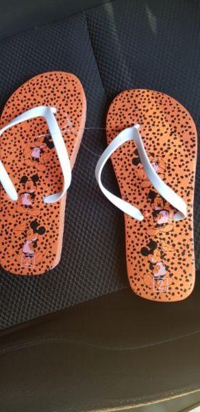 Kids Flip flops - R750 for 90 pairs