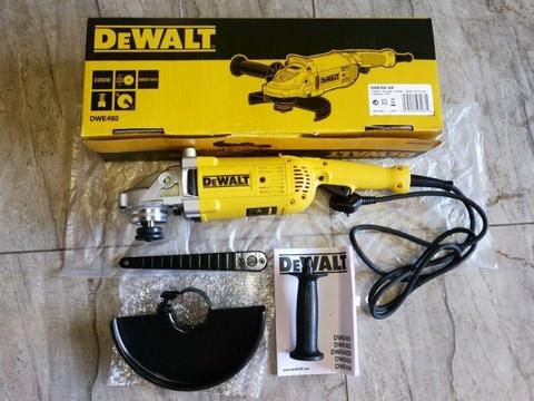 Dewalt 230mm Grinder 2200W