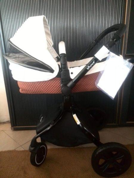 Brand new Top of the range baby stroller / pram value R6499.00 will swap for what have you