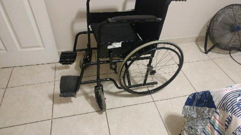 Wheel chair for sale R1000