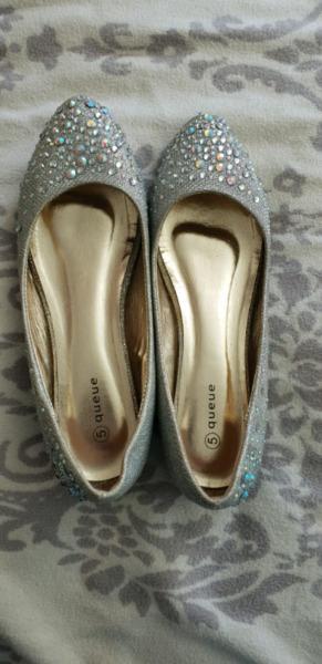 Glitter Pumps size 5