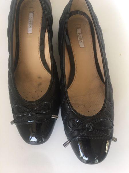 Leather GEOX shoes size 5