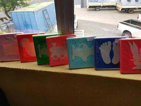 Small canvasses for kids rooms. R10 each
