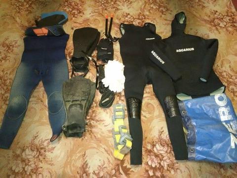 Diving wetsuit and equipment
