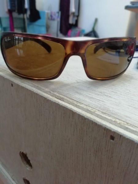 Ladies Ray Ban Sunglasses