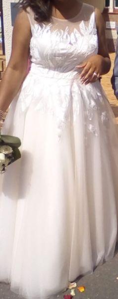 A-Line Wedding Dress with appliqué detail