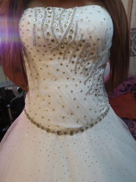Pre loved Wedding dress, Beautiful Swaravski Crystal ball gown style dress
