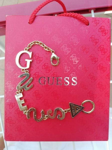 Guess Bracelet ONLY R100