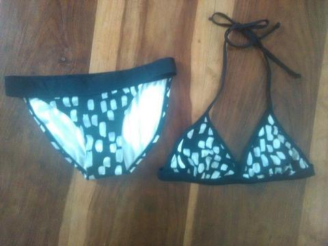 Joe fresh - Bikini. Brand new. Size xs. R100.00 Milnerton area