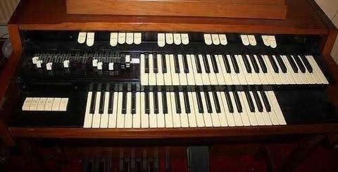 Vintage Hammond L-102 (Organ piano)