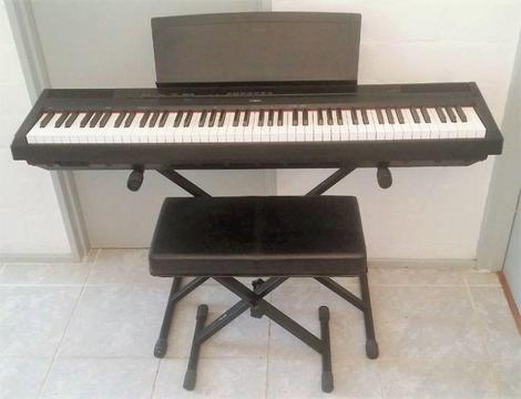 Yamaha P-115 Digital Piano - Accessories included