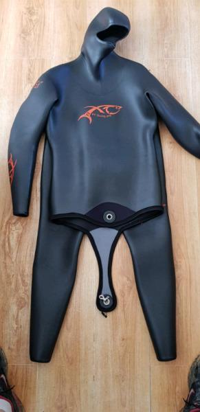 XT 5mm chicle opencell wetsuit