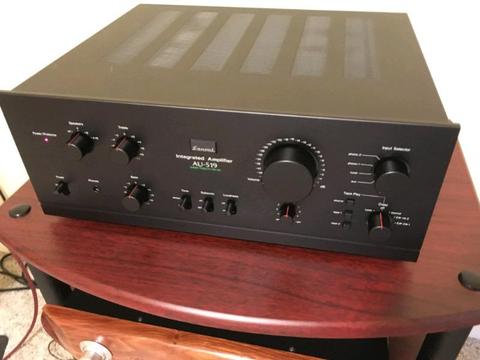 Sansui AU 519 Amplifier