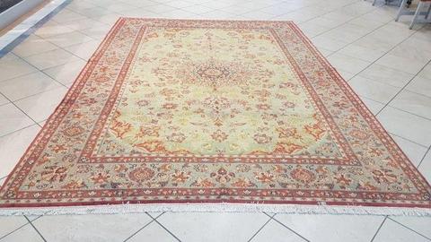 PERSIAN CARPETS UP TO 50% OFF CLEARANCE SALE !!!