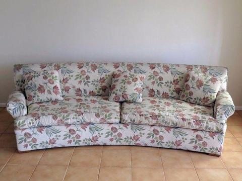 4 Seater Curved Couch / Sofa