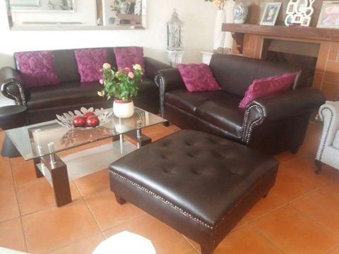 Lounge Suite 2 Piece Brown Leather Round Arms With Studs, Both For R 4,999 In Excel Cond