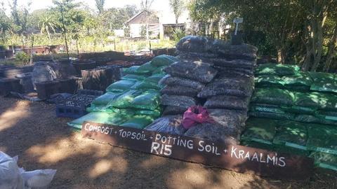 Potting soil R15 per 30 dm3 bag ::: Nursery