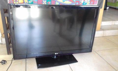 42 inch Lg Slim Led Tv - Full Hd - Usb - Remote - Bargain !!!!!!!