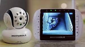 Motorola Remote Wireless Video Elderly/Baby Monitor with Color LCD Screen