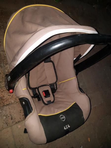 4x4 carseat forsale!!