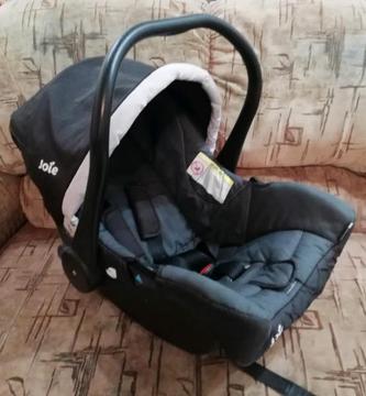 Joie carseat/carrier /rocker 0-13kg