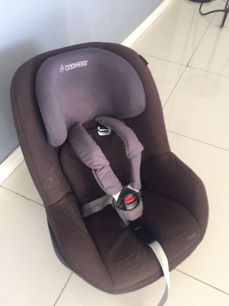 Maxi cosi Pearl R900