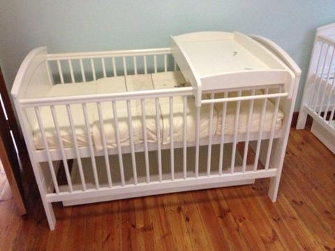 COT/BED PACKAGE FOR TWINS