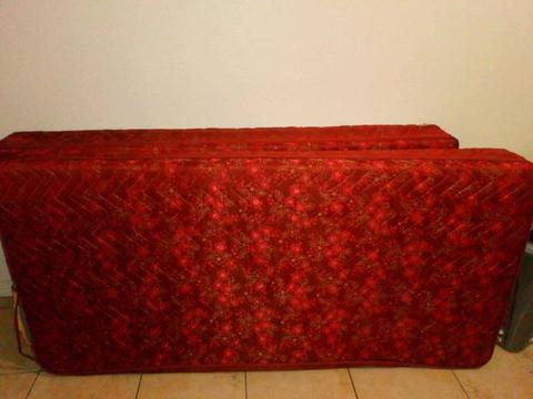 Single bed - mattress and base