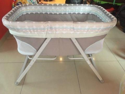 Baby bassinet/crib/cot/co sleeper