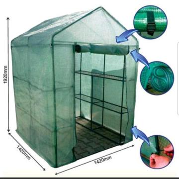 Grow tent with shelves walk in size