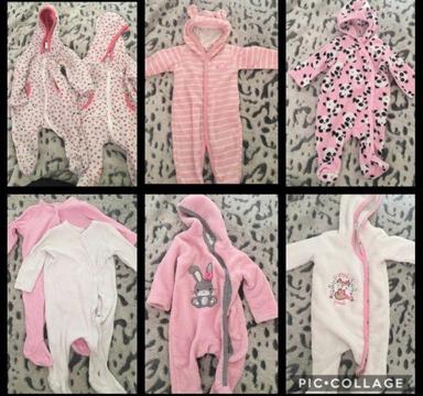 Baby girl clothing. Newborn and 0-3 months. Works out to less than R14 per item...what a Bargain!