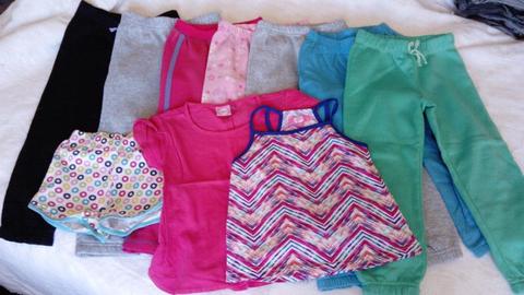 Second-hand girl's clothes for sale (4-5years)