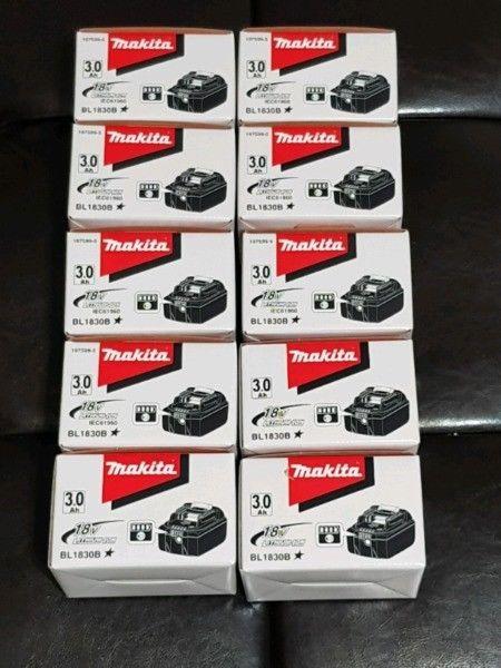 MAKITA 3.0AH BATTERIES NEW 10 @ R10 000