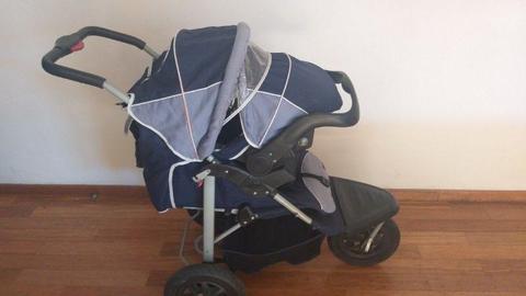 Chelino 3 wheel sport pram / jogger with car seat