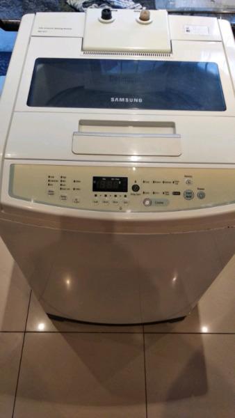 Samsung WA13U7 13kg washing machine