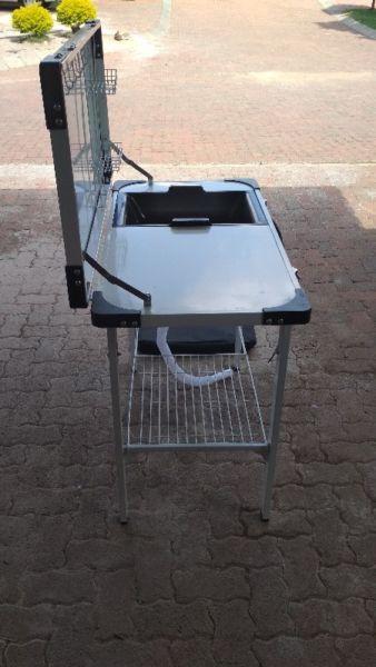 Portable kitchen & wash up camp table
