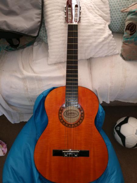 Florencia Acoustic Guitar and bag