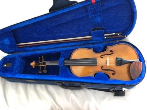 Stentor half size violin