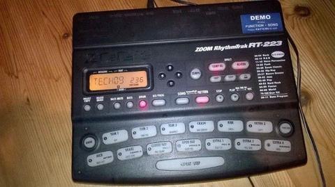 Zoom RT223 RhythmTrak Drum machine