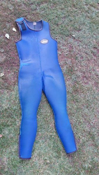 Extra Large Sleeveless Wet Suit –R600