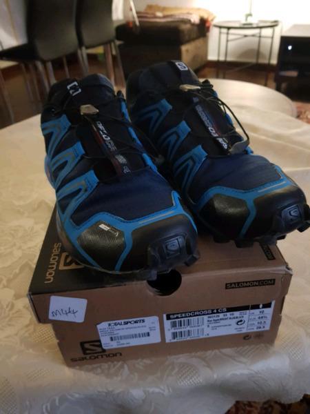 Salomon Speedcross 4 Trail shoes