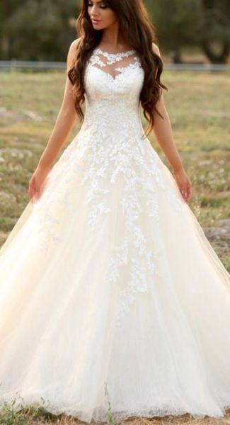 WEDDING DRESS FOR HIRE FROM R1000 - R5500
