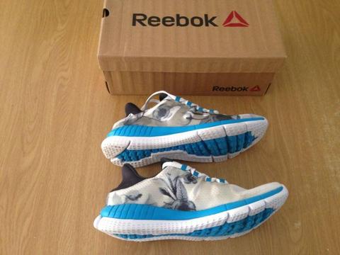 Reebok woman size 7uk