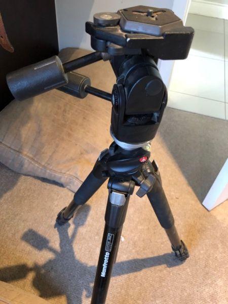Manfrotto 055 X PRO B with 229 Head